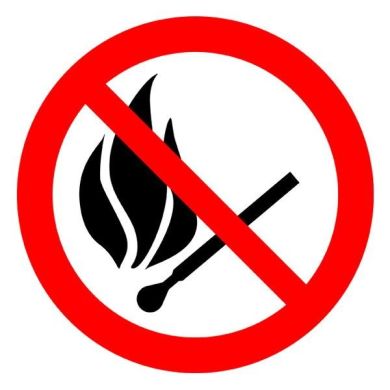 Знак Забороняється користуватися відкритим вогнем d-150 с-к плiвка